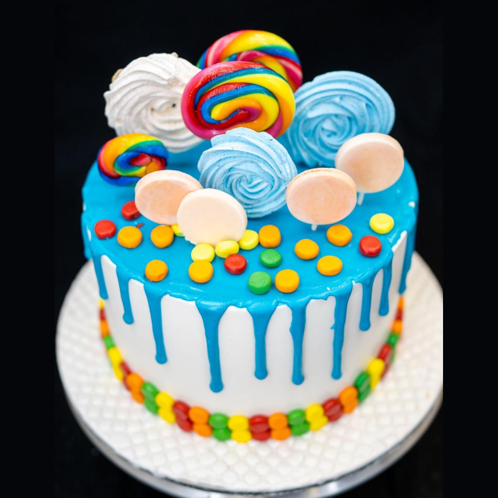 Buy Cake Zone Fresh Cake - Mango Gateaux 500 gm Online at Best Price. of Rs  null - bigbasket