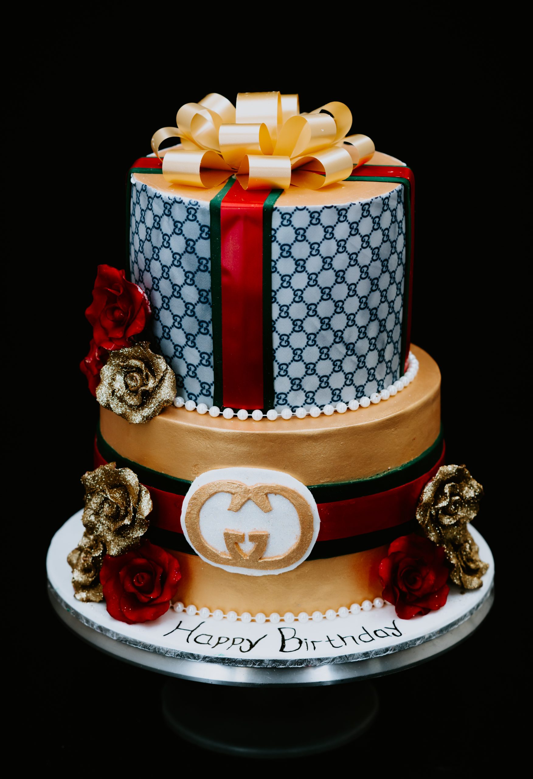 gucci cake for him