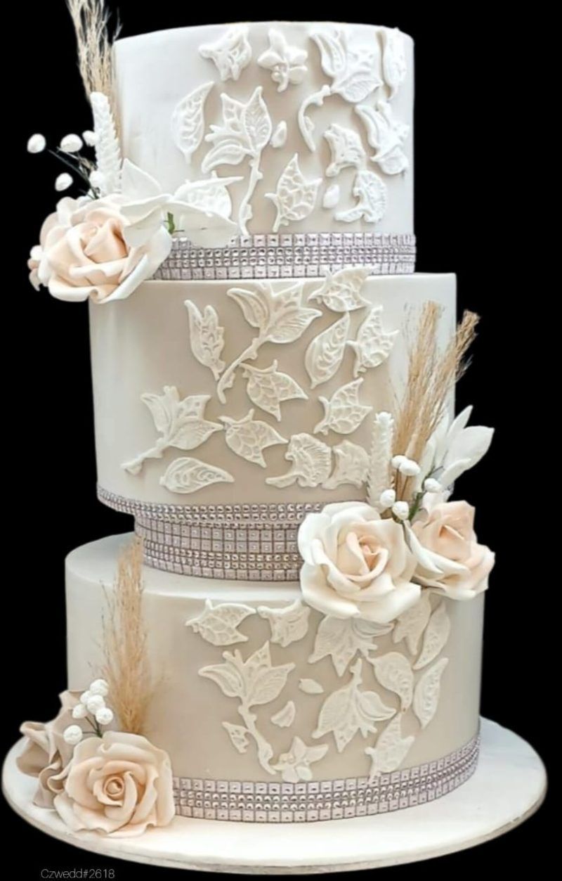 White Floral wedding cake